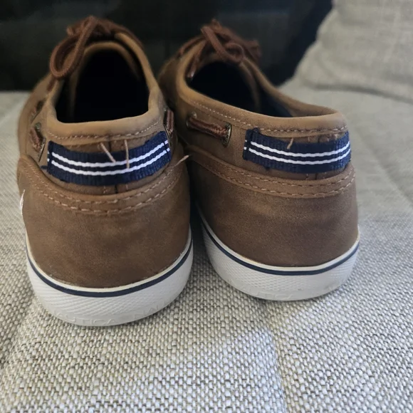 Worn Once Nautica Men's Brown Boat Shoes Size 6 - Picture 5 of 10